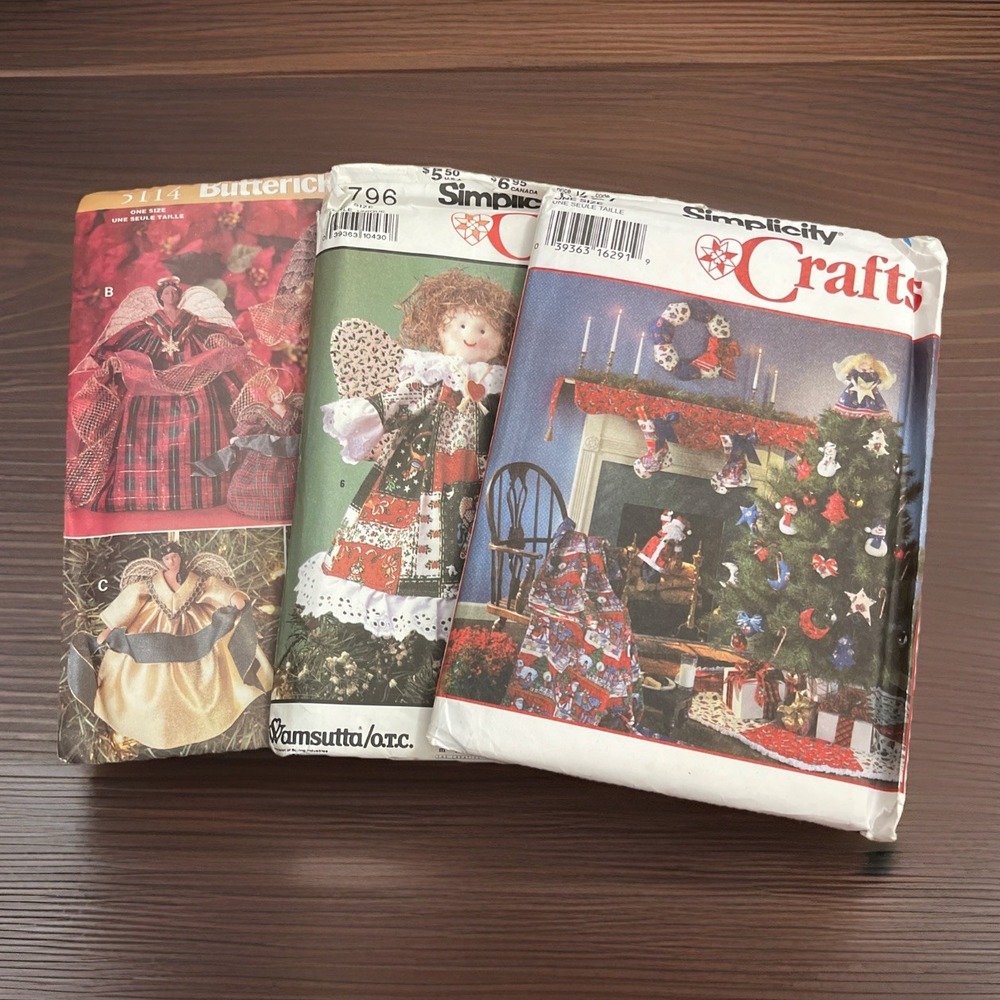 3 Patterns 9327 , 9796, 5114‎ Christmas Ornament Angle , Stocking Tree Skirt
